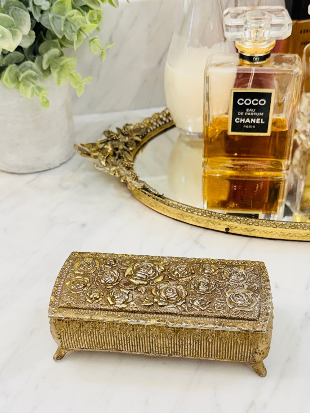 Vintage Gold Floral Trinket Box - Decorative Jewelry Case